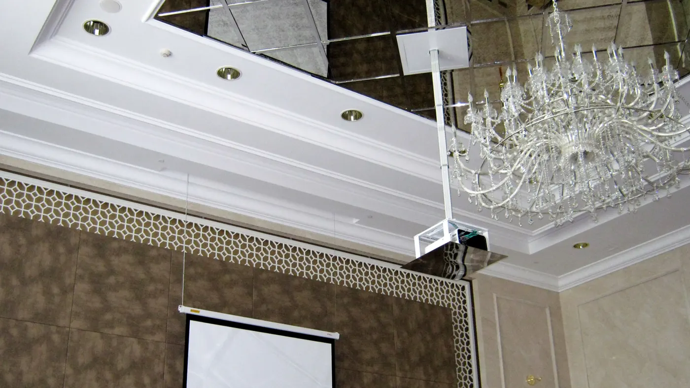 Lift máy chiếu âm trần PLB — hình ảnh chi tiết từ hãng