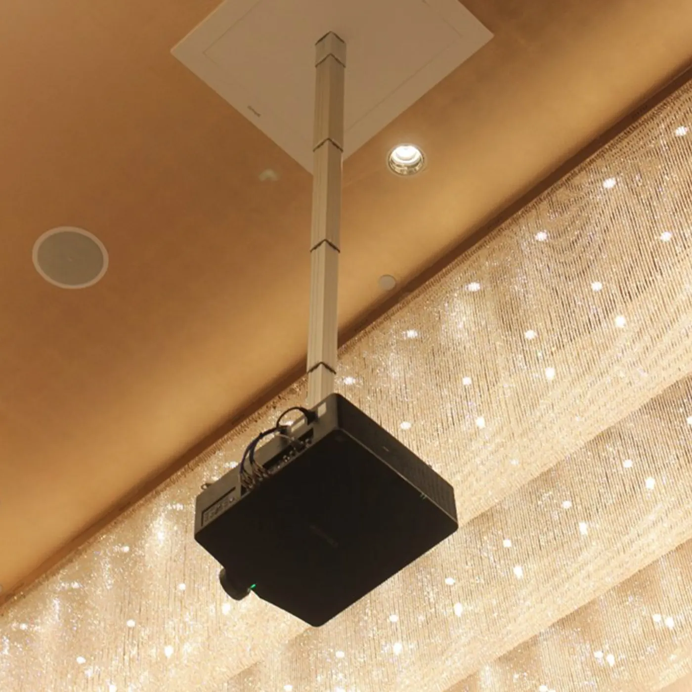 TXP-493BH/TZP-853/1253/1303BR Concealed and Motorized Projector Lift(Polestyle With Double-Door Cover) — manufacturer detail image